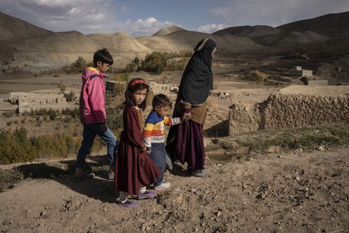 Bargeldempfängerin in Afghanistan