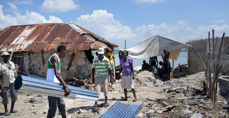 Aufräumarbeiten nach Hurrikan Irma auf Haiti