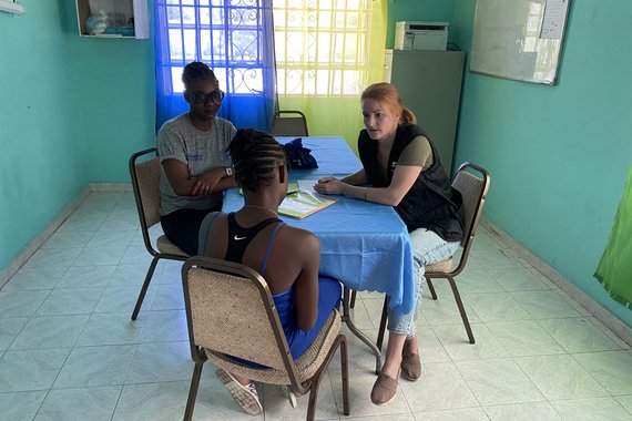 Beratungsgespräch im Frauenhaus in Port-au-Prince
